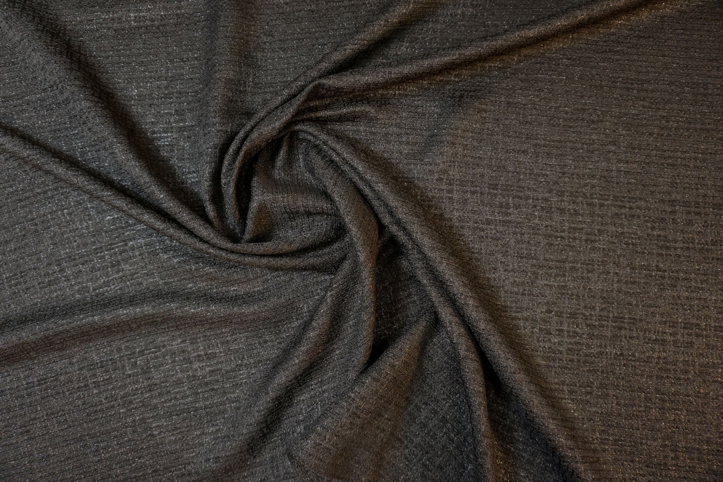 Bouclé with lurex – classic sophistication