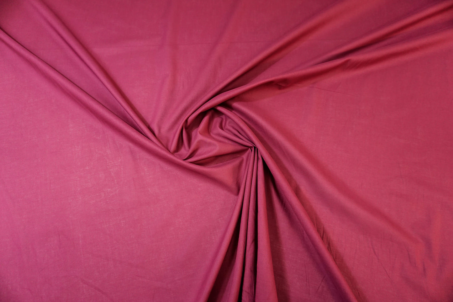 Airy, light cotton with a feminine look