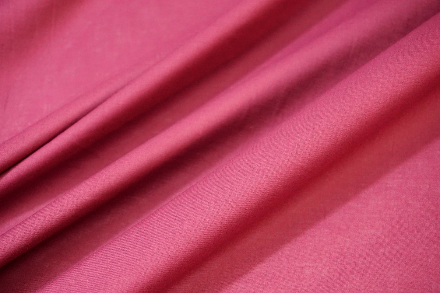 Airy, light cotton with a feminine look