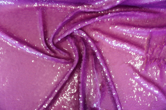 Paillettenstoff in Lila – Glamouröse Statement mit funkelndem Effekt