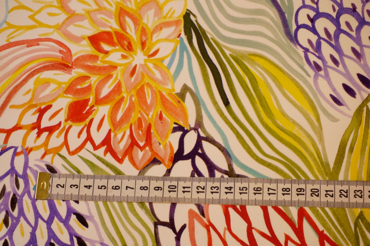 Silk crepe from Italy – a colorful work of art