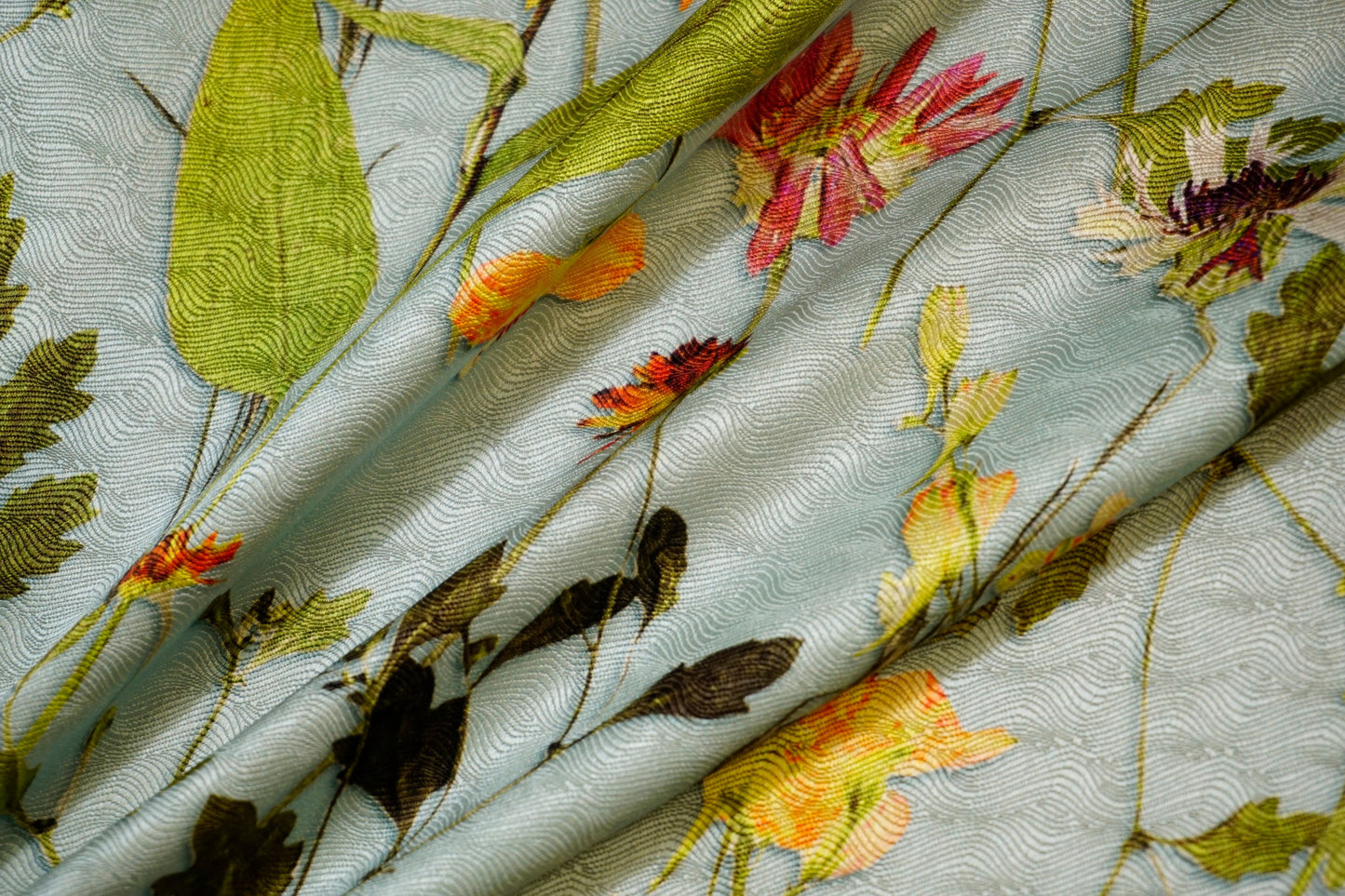 Silk jacquard with meadow flowers