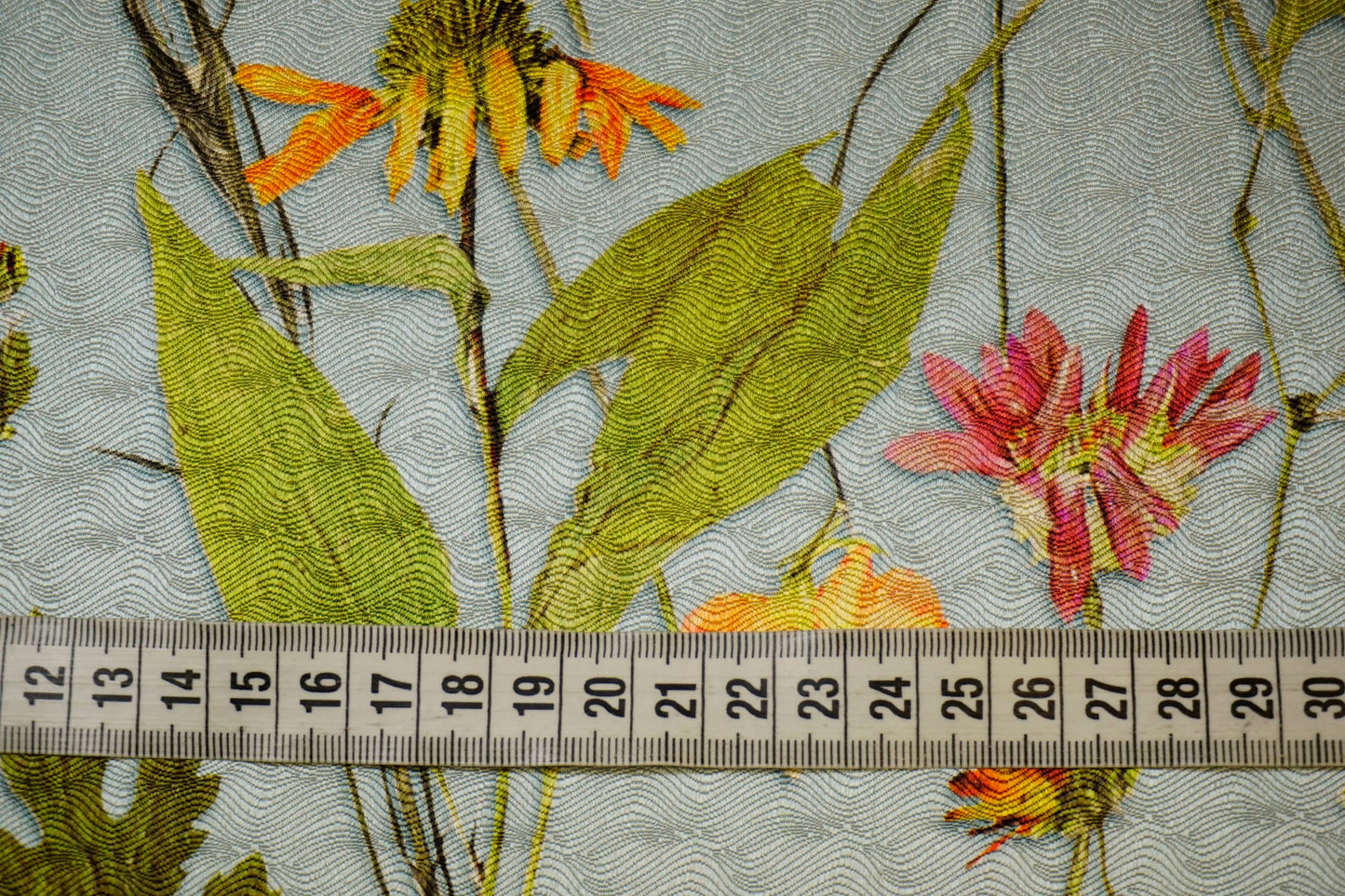 Silk jacquard with meadow flowers