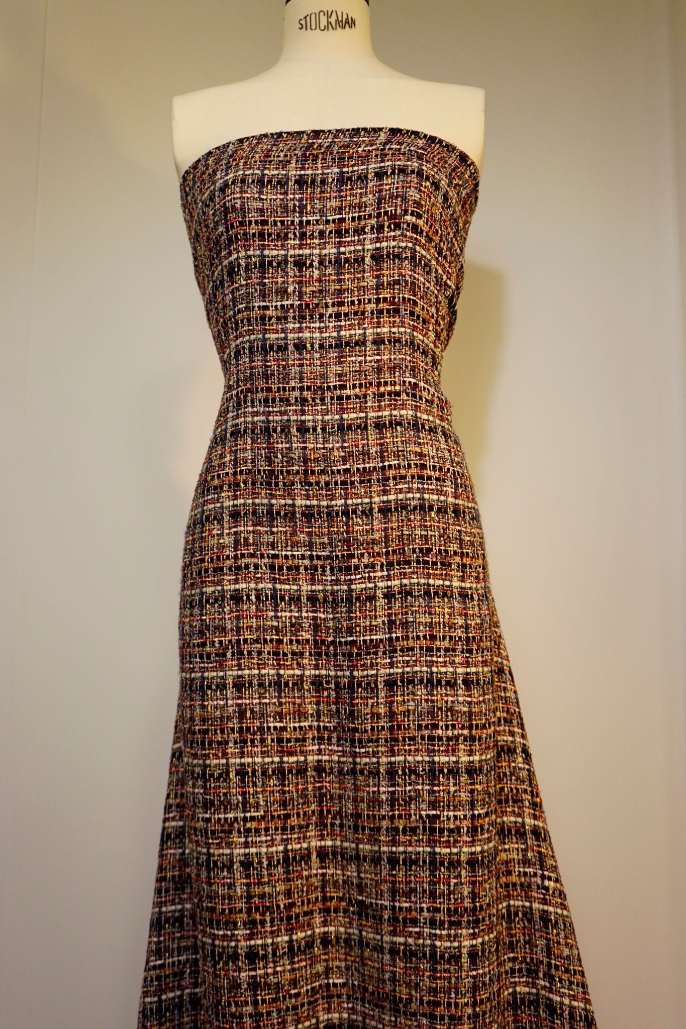 Elegant bouclé with shimmering accents
