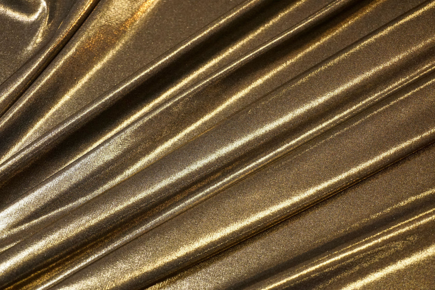 Jersey with golden metallic look