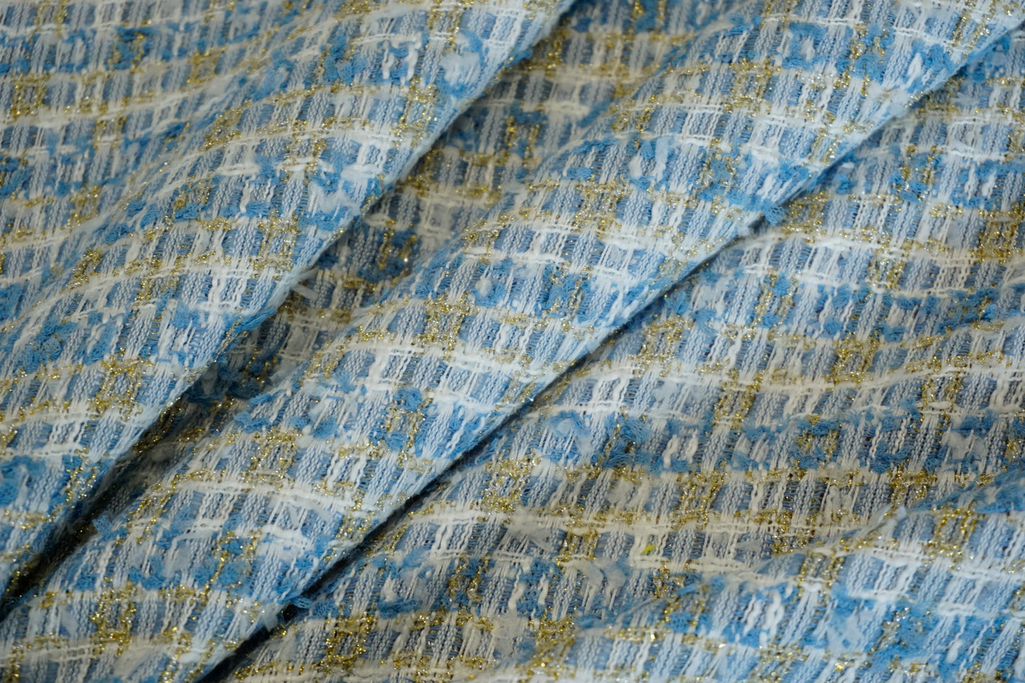 Bouclé-Kostümstoff – Eleganz mit italienischem Flair