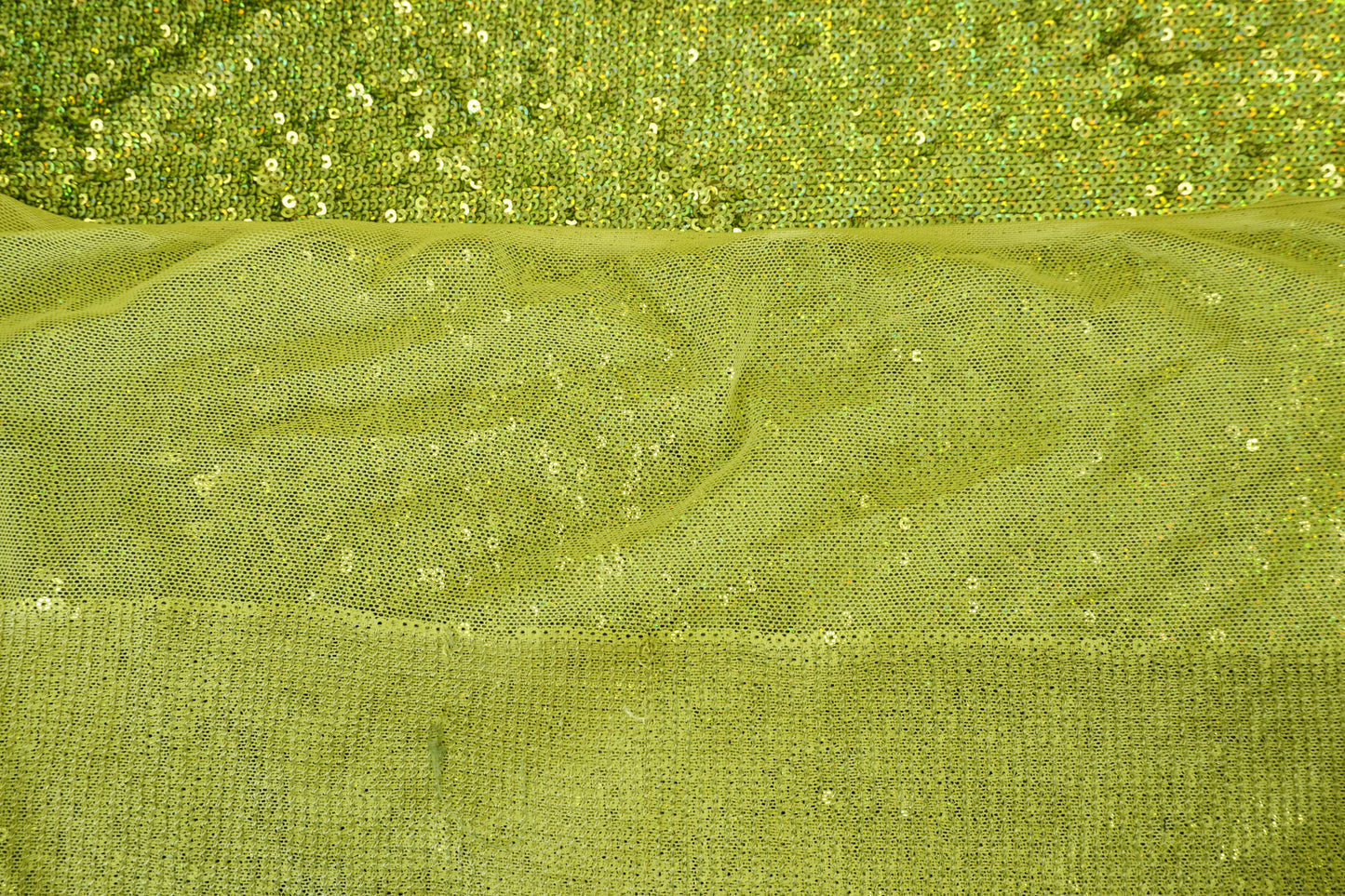 Sequin Fabric "High-Shine" in Lime Green – Glamour & Comfort
