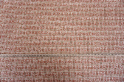 Bouclé-Kostümstoff – Elegante Struktur für zeitlose Couture-Looks