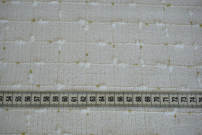 Exclusive Bouclé in White & Gold – Geometric Elegance