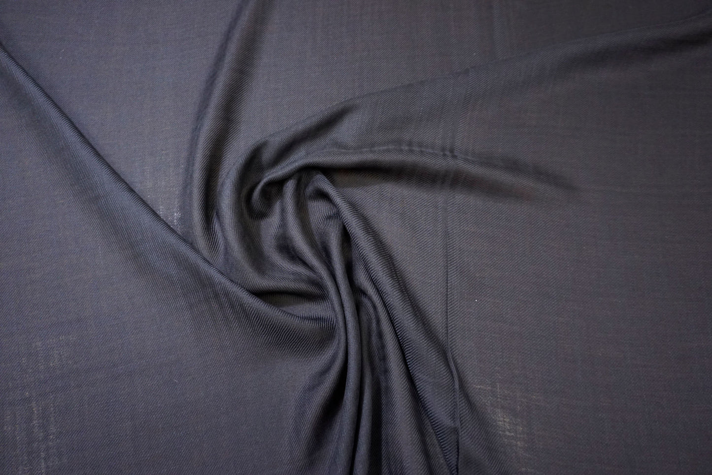 Fine cashmere twill in midnight blue