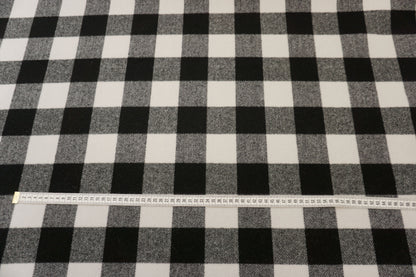 Double Face Mantelstoff aus Schurwolle – Schwarz & Schwarz-Weiß-Karo