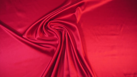 Elegant silk blend with shine in bright red