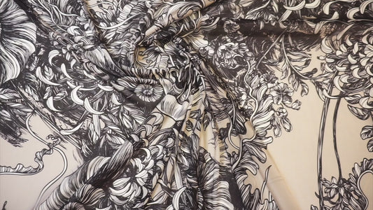 Silk chiffon with elastane – artistic design