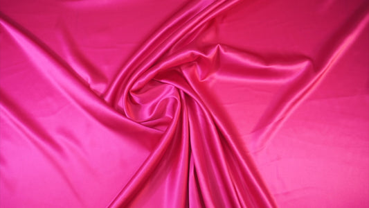 Elegant silk blend with shine in fuchsia
