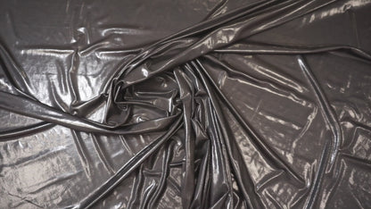 Italienischer Liquid-Jersey – Schwarzer Wet-Look mit seidigem Fall